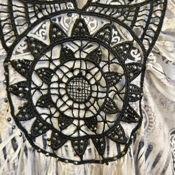 World Unity Y2K Women's Flowy Boho Tunic Top Beaded Neckline Waterfall Hem Blous - Picture 9 of 11